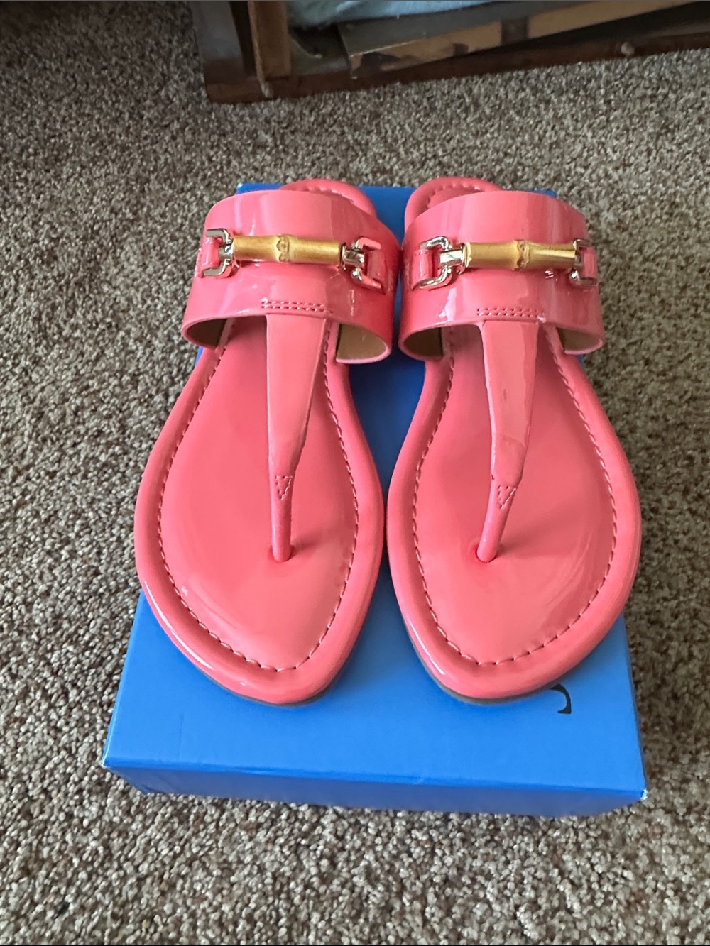 J. McLaughlin Coral Patent Thong Sandals with Gold Bamboo Accent